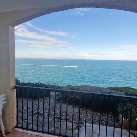 Pieds Dans L'eau - Vue Exceptionnelle - Parking *